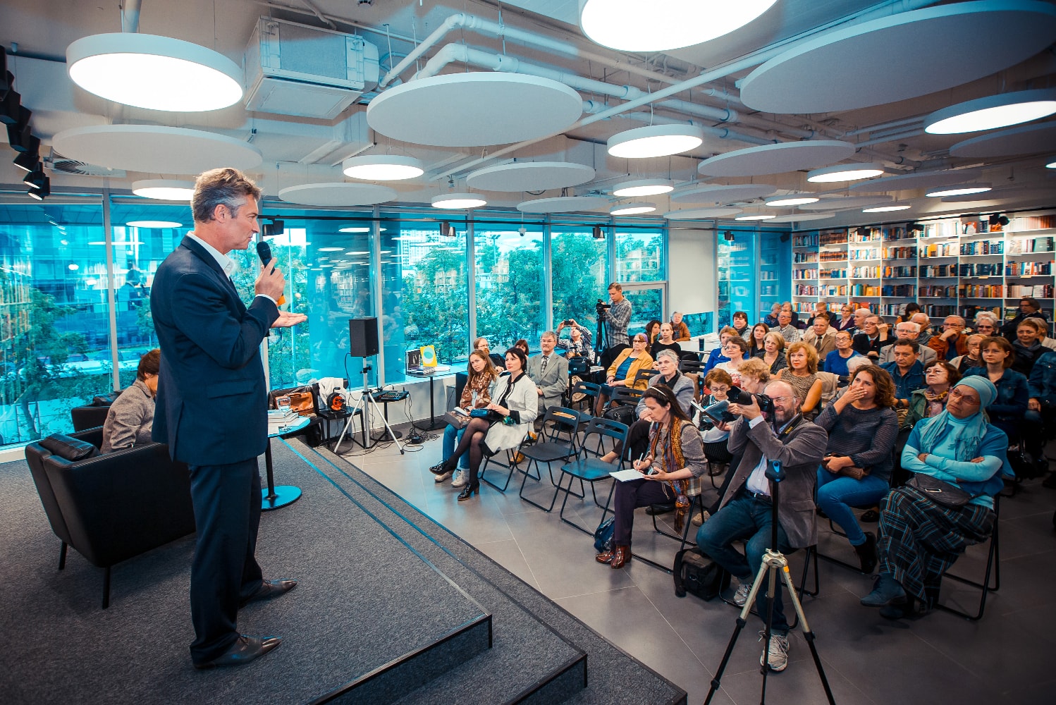 Образовательный центр